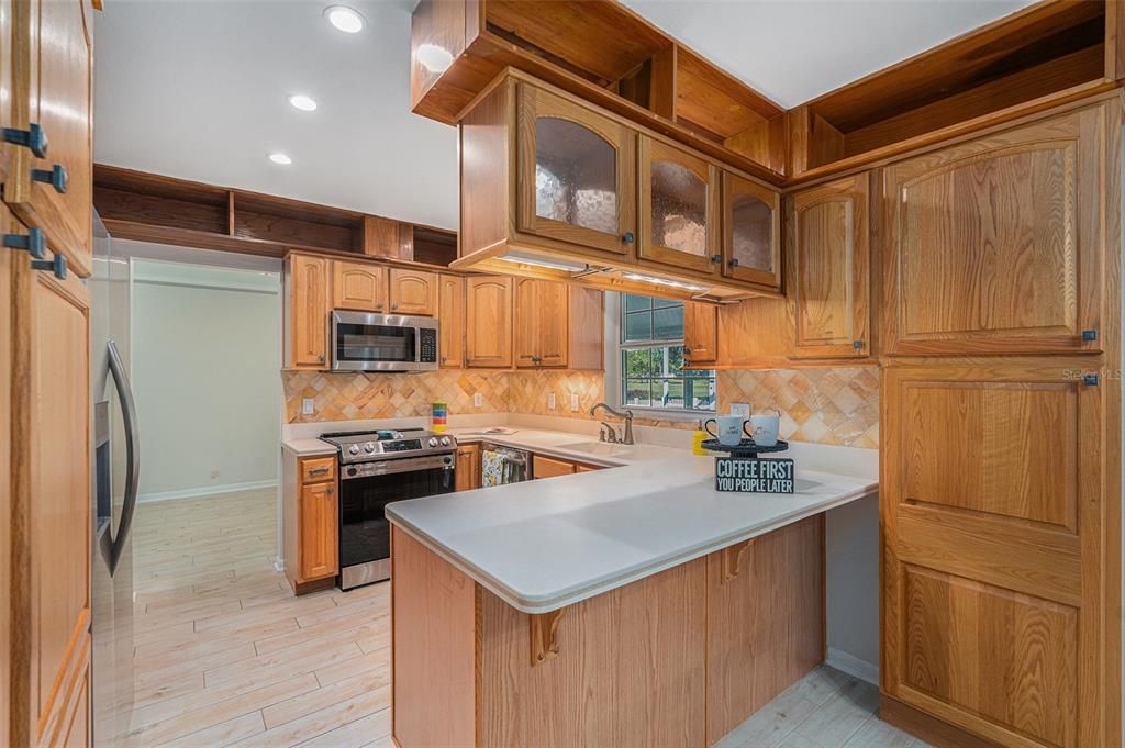 En Venta: $550,000 (3 camas, 2 baños, 2082 Pies cuadrados)