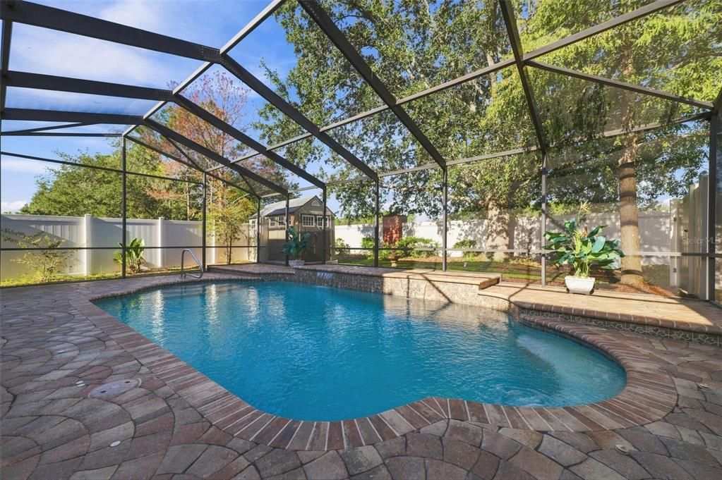 En Venta: $399,000 (4 camas, 3 baños, 2533 Pies cuadrados)