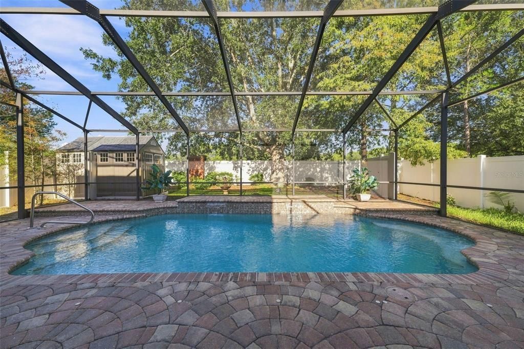En Venta: $399,000 (4 camas, 3 baños, 2533 Pies cuadrados)