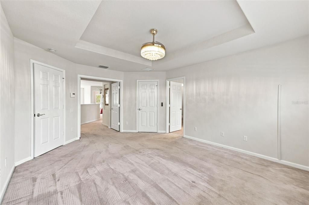 En Venta: $399,000 (4 camas, 3 baños, 2533 Pies cuadrados)