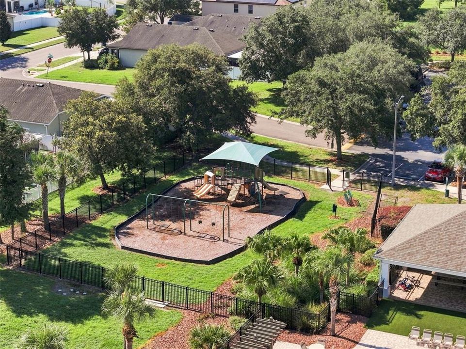 En Venta: $399,000 (4 camas, 3 baños, 2533 Pies cuadrados)