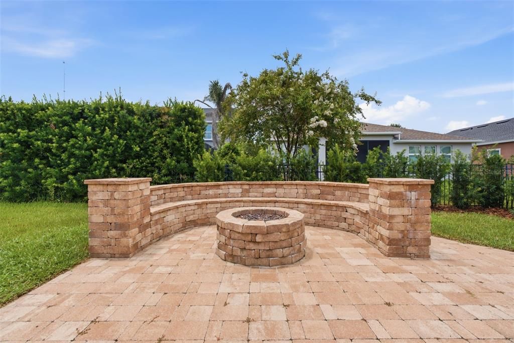 For Sale: $479,900 (4 beds, 3 baths, 2218 Square Feet)