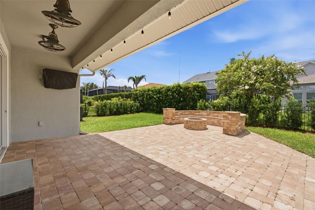 For Sale: $479,900 (4 beds, 3 baths, 2218 Square Feet)