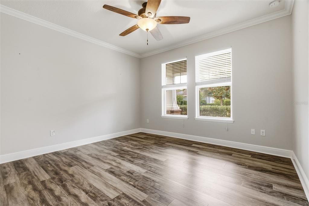 For Sale: $479,900 (4 beds, 3 baths, 2218 Square Feet)