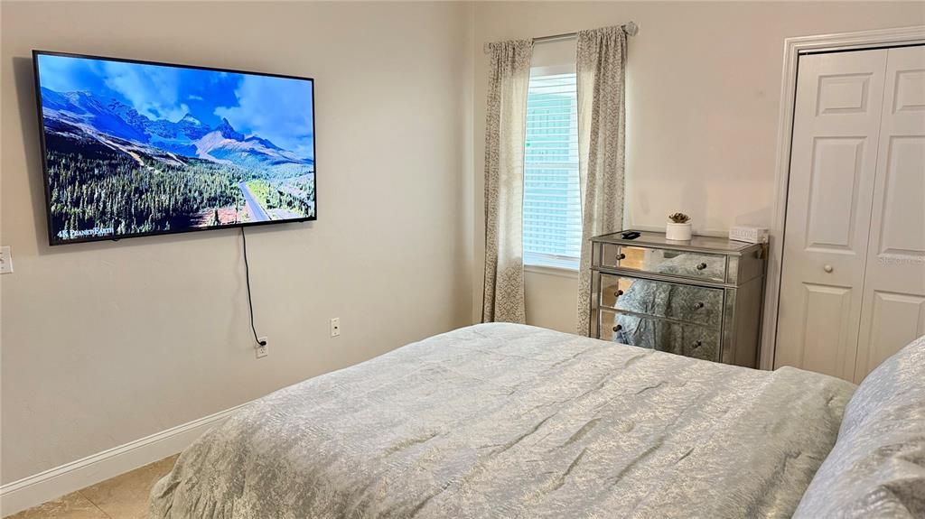 For Rent: $2,400 (2 beds, 2 baths, 1134 Square Feet)