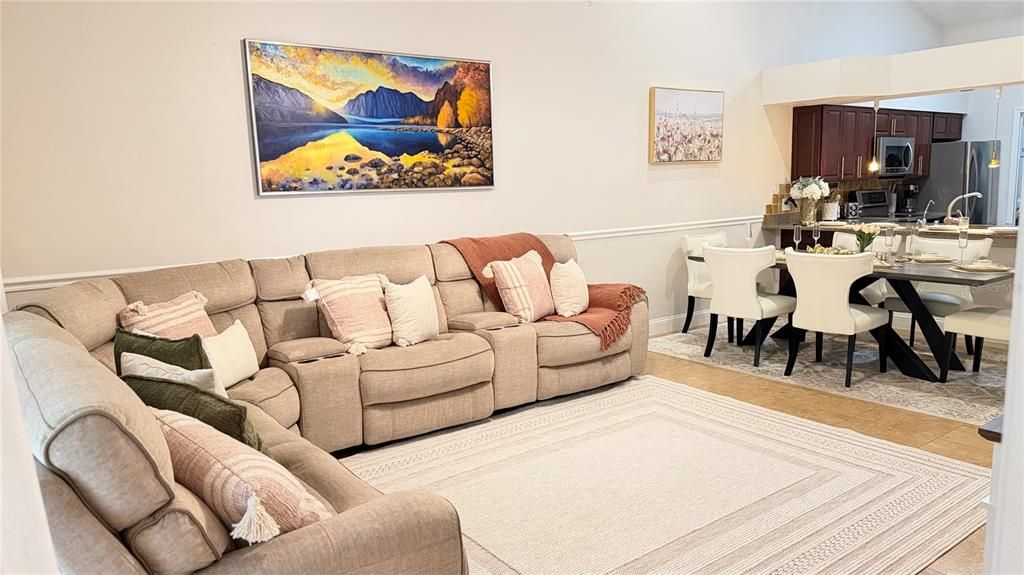 For Rent: $2,400 (2 beds, 2 baths, 1134 Square Feet)