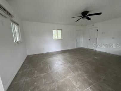 For Rent: $1,100 (0 beds, 1 baths, 500 Square Feet)