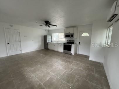 For Rent: $1,100 (0 beds, 1 baths, 500 Square Feet)