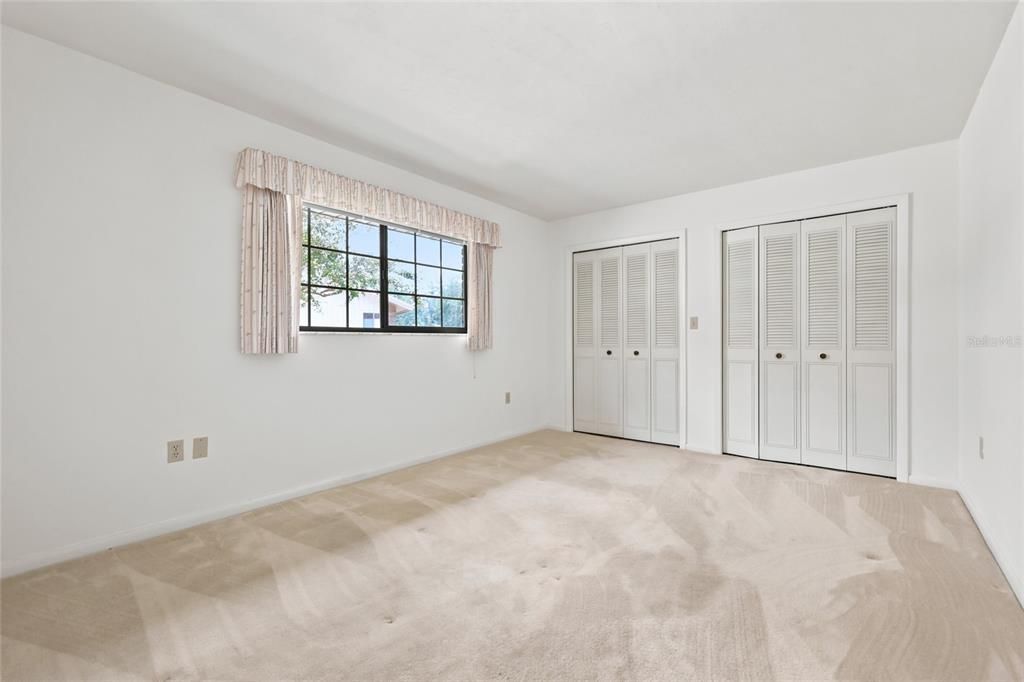 For Sale: $464,000 (4 beds, 3 baths, 2324 Square Feet)