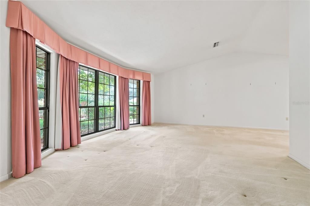 For Sale: $464,000 (4 beds, 3 baths, 2324 Square Feet)