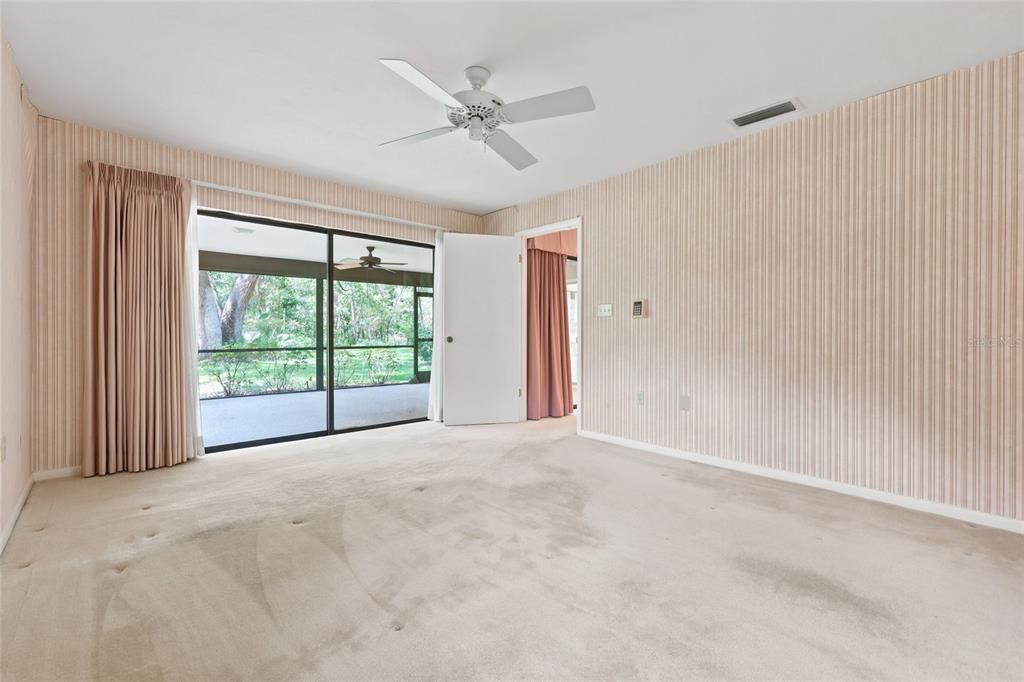 For Sale: $464,000 (4 beds, 3 baths, 2324 Square Feet)