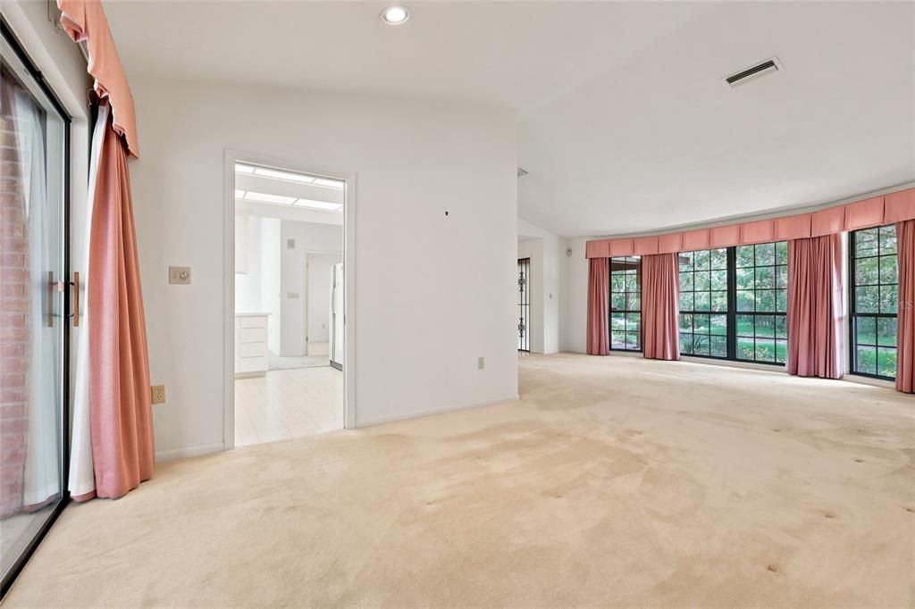 For Sale: $464,000 (4 beds, 3 baths, 2324 Square Feet)