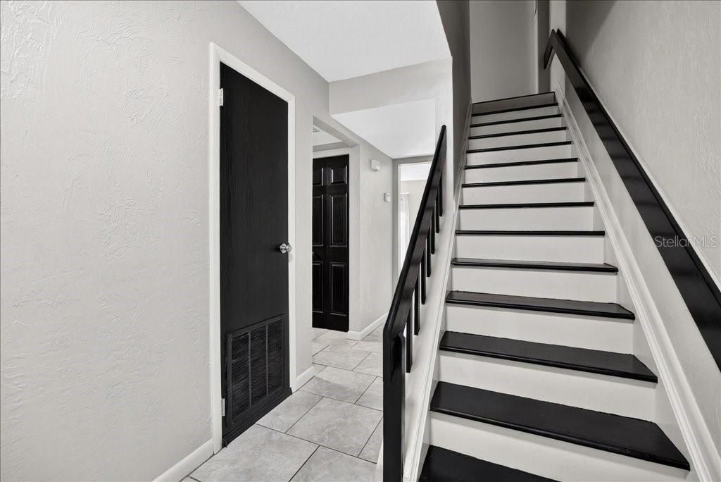 For Sale: $209,900 (3 beds, 2 baths, 1344 Square Feet)