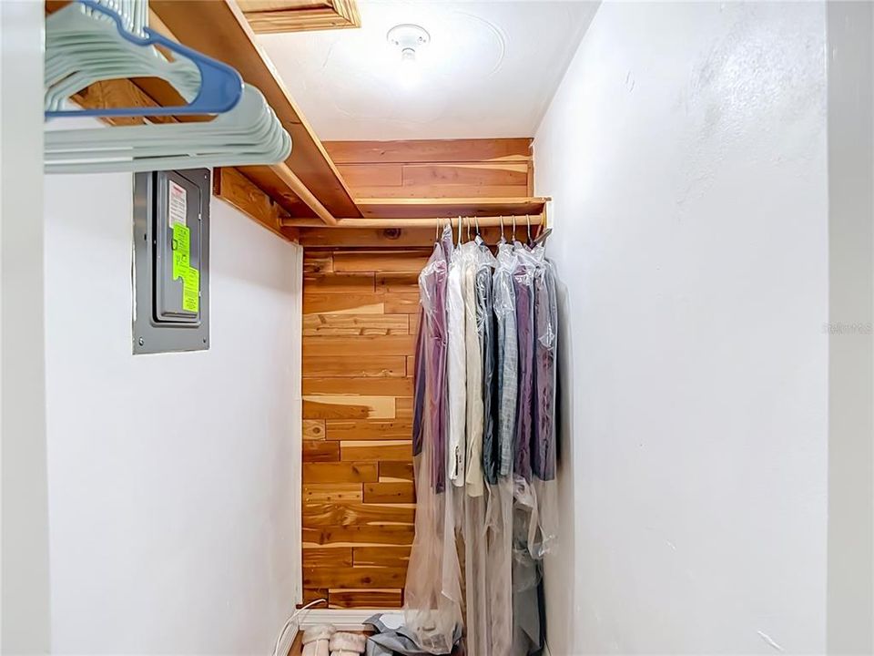 На продажу: $59,999 (2 спален, 2 ванн, 888 Квадратных фут)