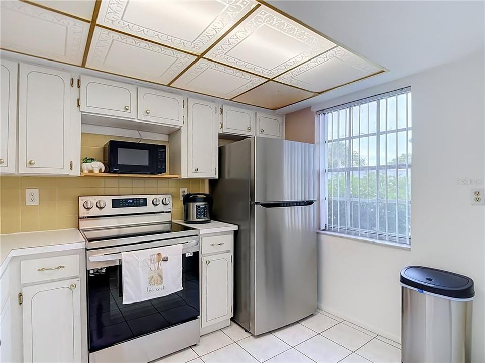 На продажу: $59,999 (2 спален, 2 ванн, 888 Квадратных фут)