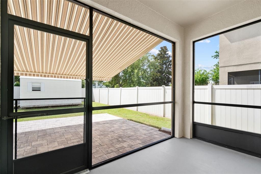 En Venta: $379,900 (3 camas, 2 baños, 2352 Pies cuadrados)