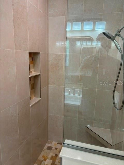 En Venta: $448,500 (3 camas, 2 baños, 1928 Pies cuadrados)