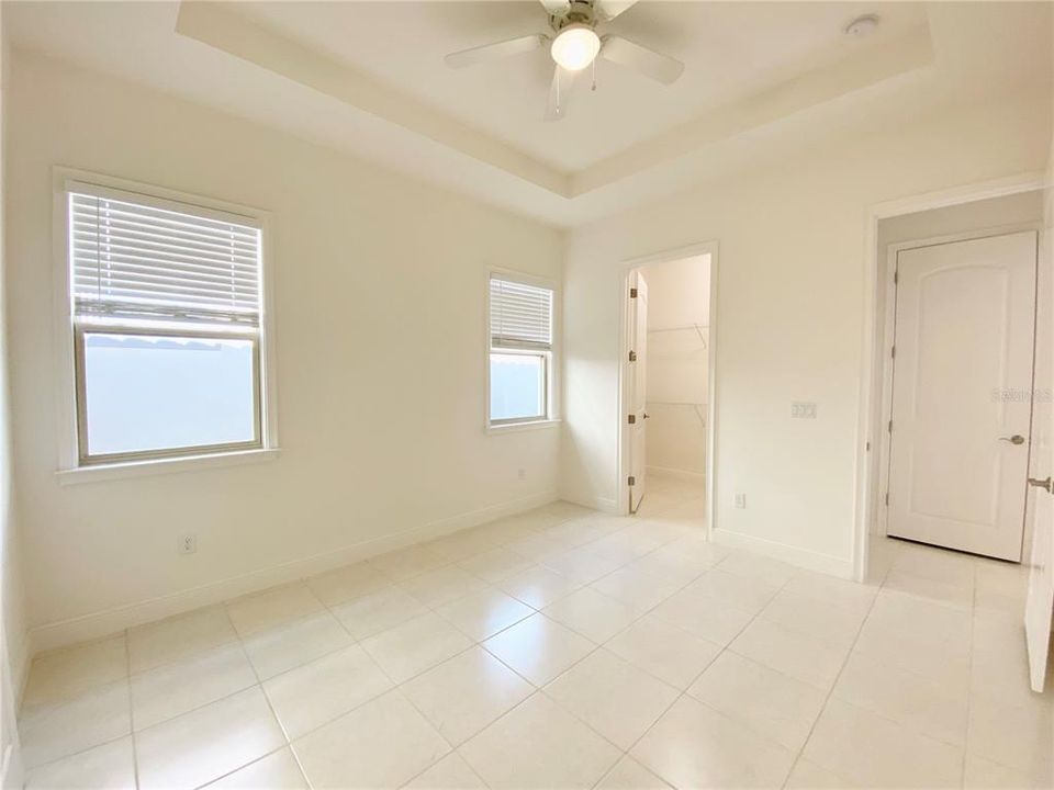 For Rent: $2,900 (3 beds, 2 baths, 1698 Square Feet)