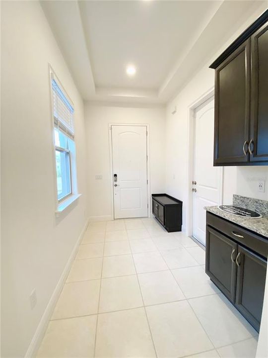 For Rent: $2,900 (3 beds, 2 baths, 1698 Square Feet)
