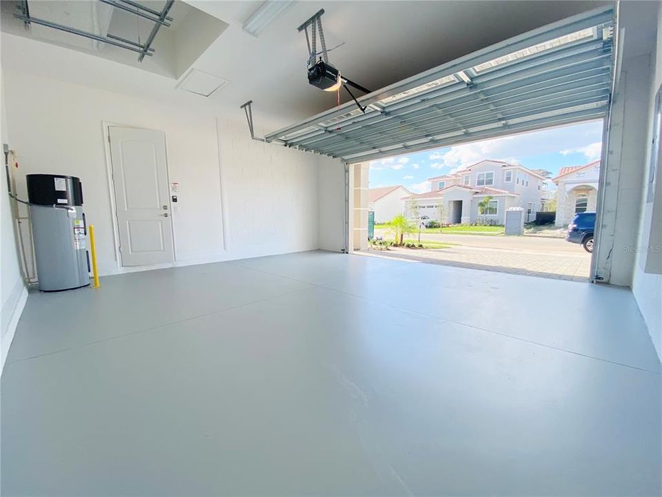 For Rent: $2,900 (3 beds, 2 baths, 1698 Square Feet)