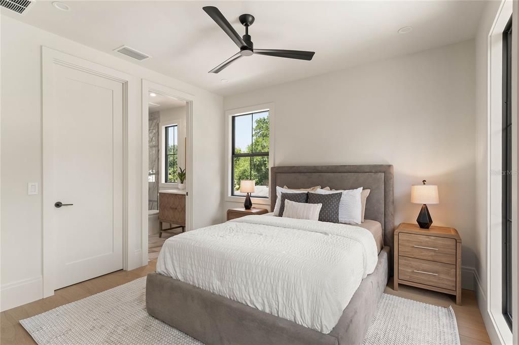 For Sale: $2,950,000 (5 beds, 5 baths, 3501 Square Feet)