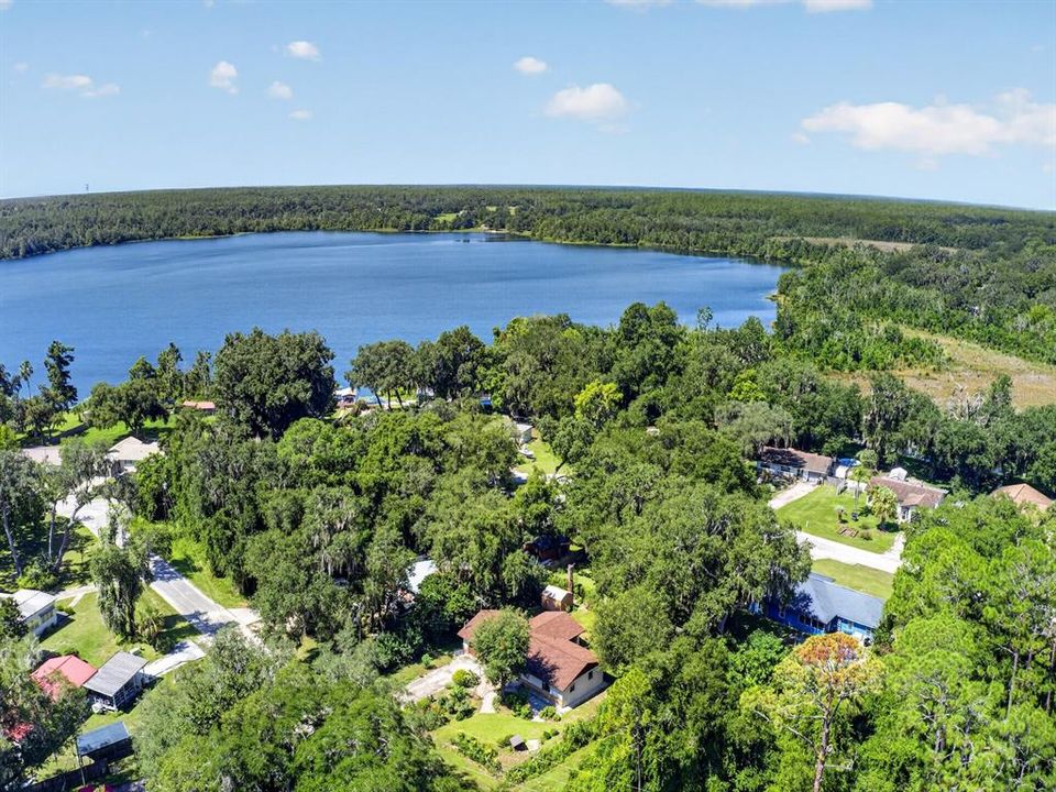 На продажу: $169,000 (2 спален, 2 ванн, 1144 Квадратных фут)