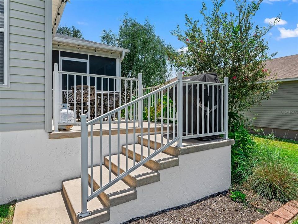 For Sale: $375,000 (3 beds, 2 baths, 1488 Square Feet)