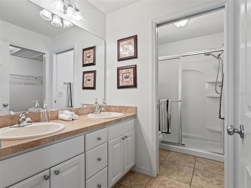 For Sale: $375,000 (3 beds, 2 baths, 1488 Square Feet)