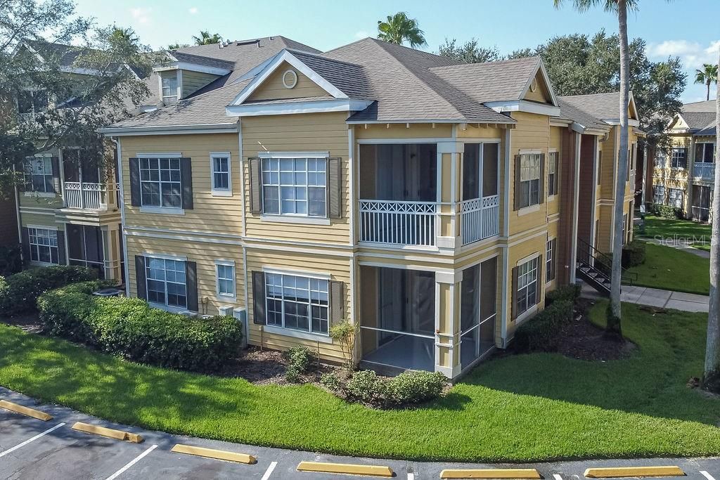 For Rent: $2,200 (3 beds, 2 baths, 1333 Square Feet)