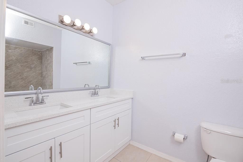 For Rent: $2,200 (3 beds, 2 baths, 1333 Square Feet)