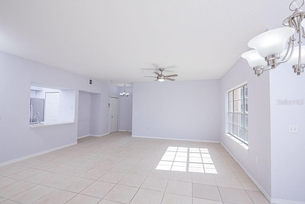 For Rent: $2,200 (3 beds, 2 baths, 1333 Square Feet)