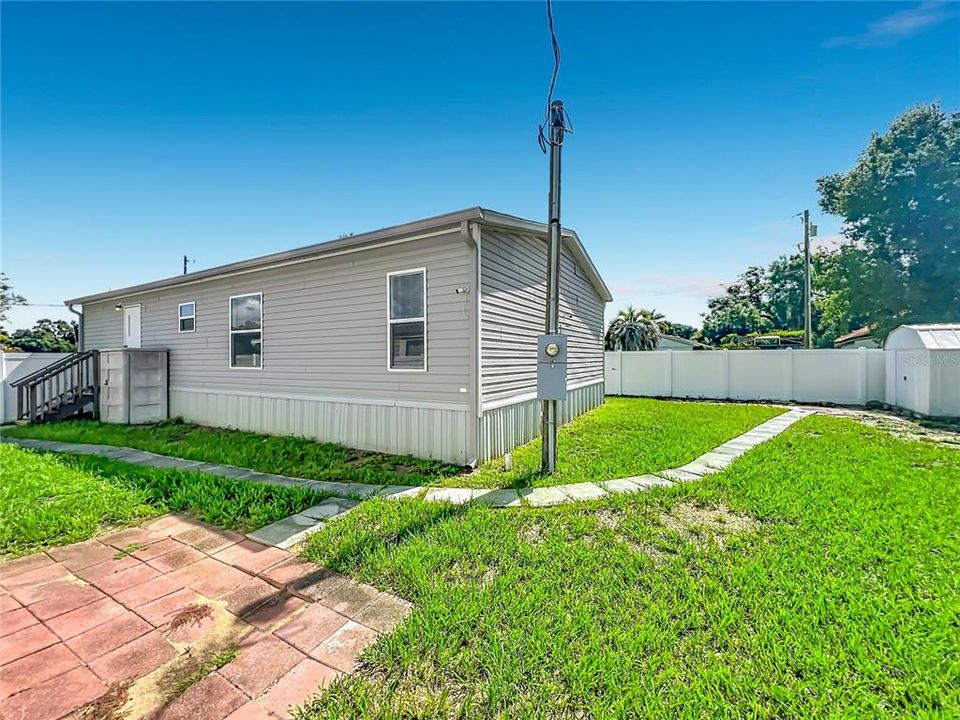 For Sale: $269,900 (3 beds, 2 baths, 1248 Square Feet)