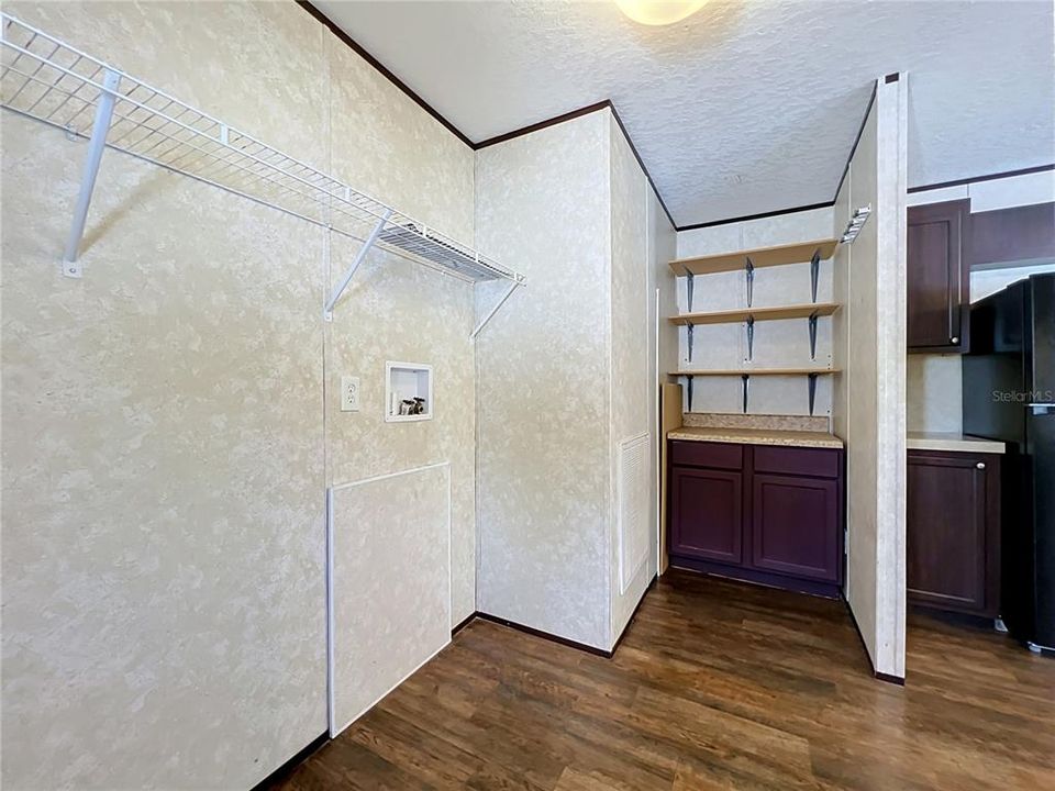 For Sale: $269,900 (3 beds, 2 baths, 1248 Square Feet)