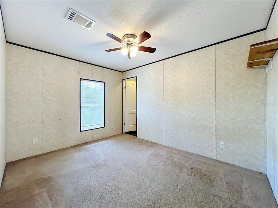 For Sale: $269,900 (3 beds, 2 baths, 1248 Square Feet)