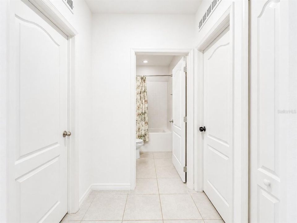 En Venta: $239,990 (3 camas, 2 baños, 1445 Pies cuadrados)
