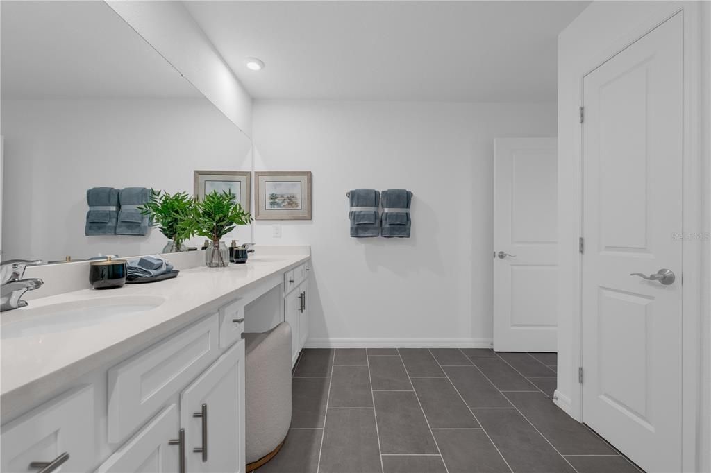 For Sale: $366,990 (4 beds, 2 baths, 2160 Square Feet)