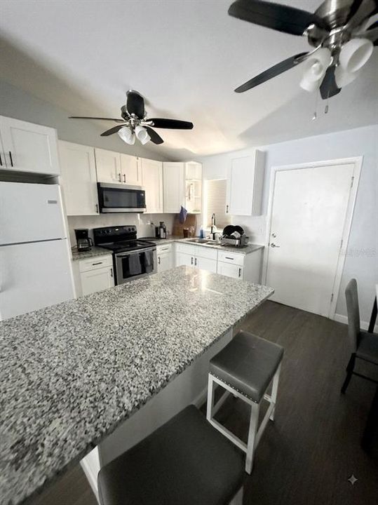 For Sale: $699,990 (7 beds, 0 baths, 2512 Square Feet)