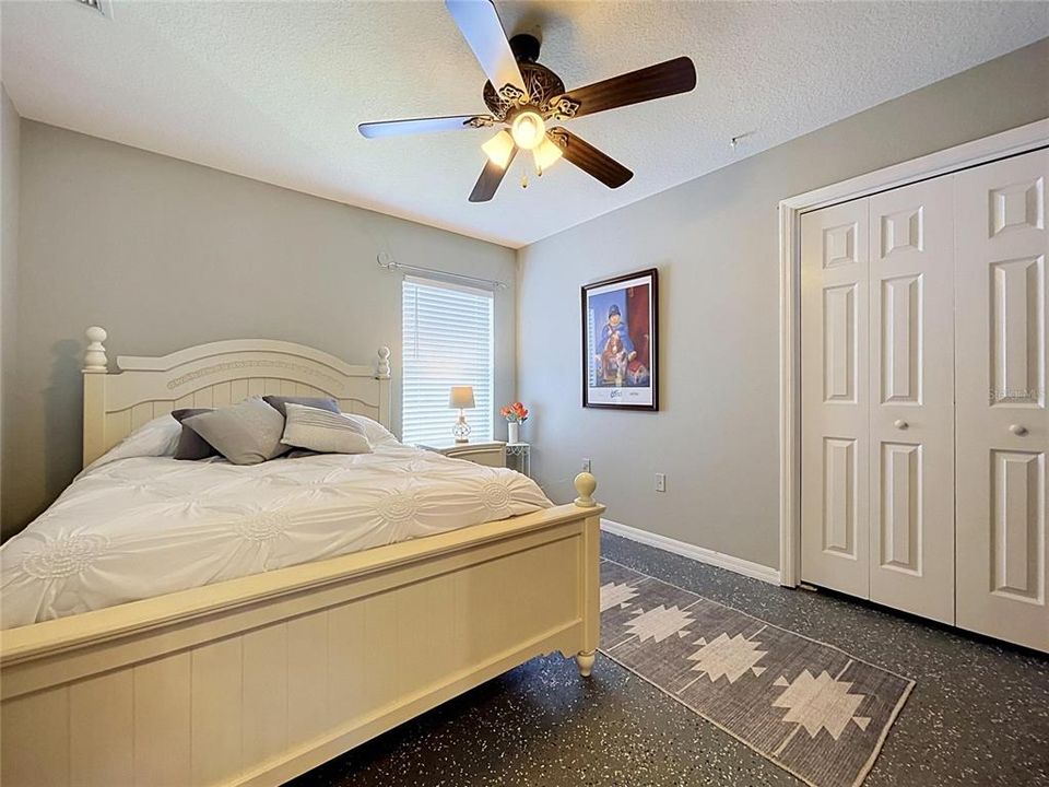 For Sale: $385,000 (3 beds, 2 baths, 1858 Square Feet)