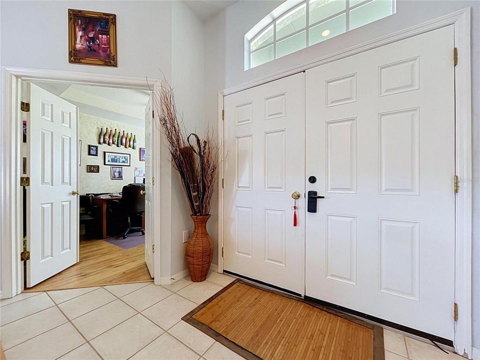 For Sale: $385,000 (3 beds, 2 baths, 1858 Square Feet)