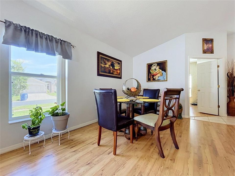For Sale: $385,000 (3 beds, 2 baths, 1858 Square Feet)
