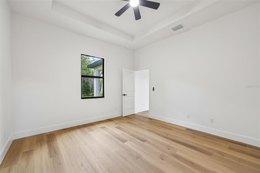 For Sale: $334,900 (3 beds, 2 baths, 1622 Square Feet)
