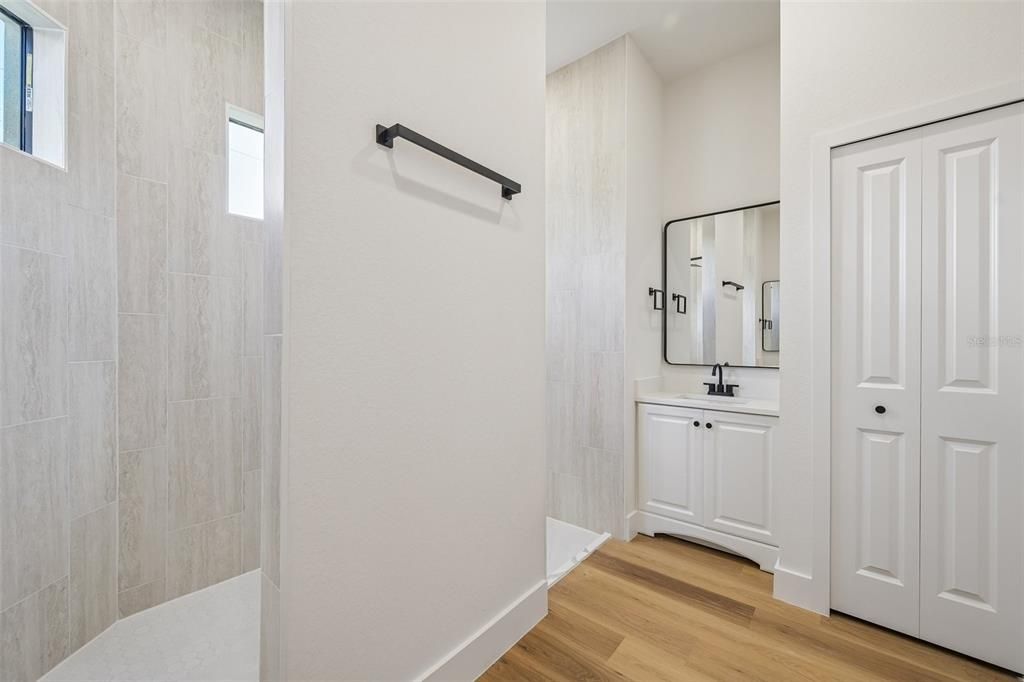 For Sale: $334,900 (3 beds, 2 baths, 1622 Square Feet)