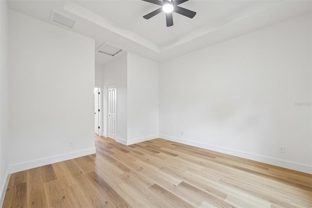 For Sale: $334,900 (3 beds, 2 baths, 1622 Square Feet)