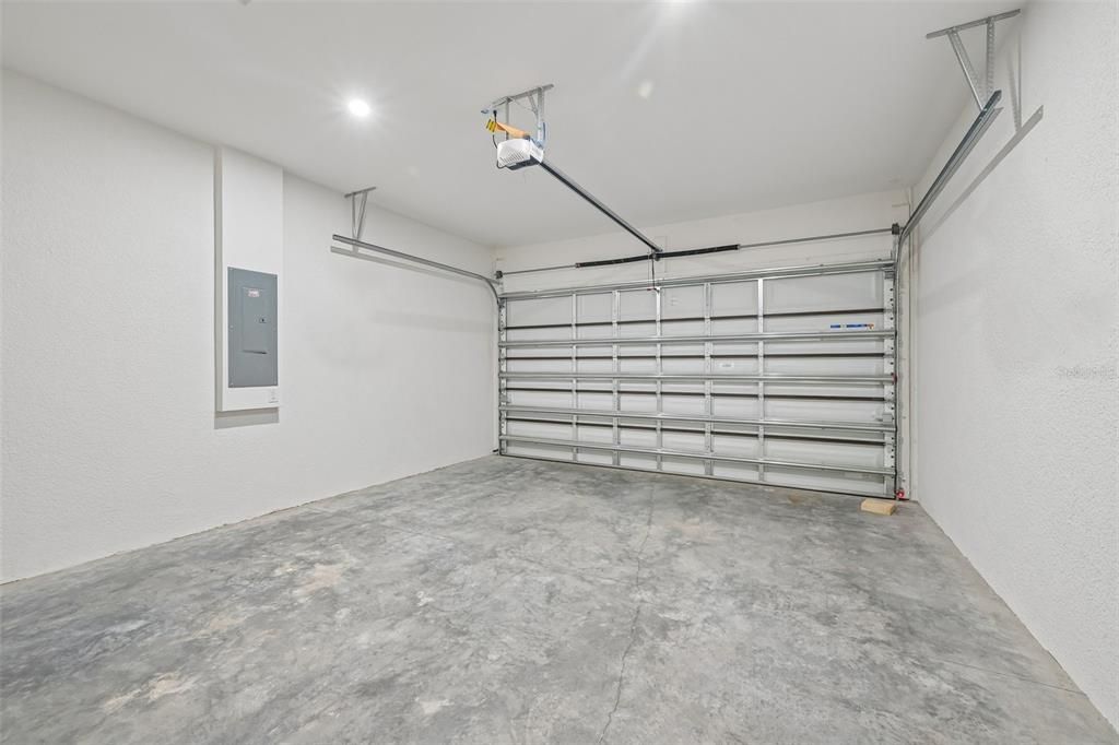 For Sale: $334,900 (3 beds, 2 baths, 1622 Square Feet)