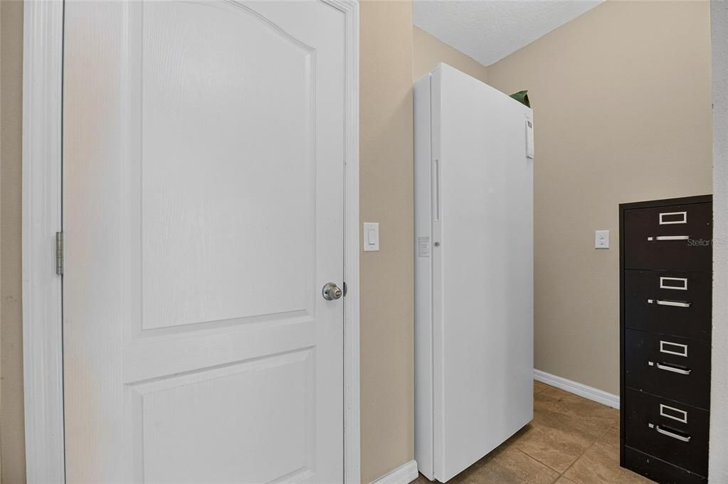 For Sale: $500,000 (4 beds, 3 baths, 3235 Square Feet)