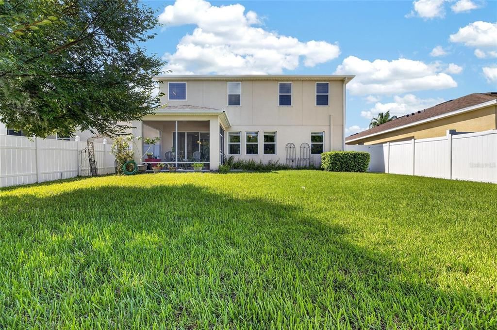 For Sale: $500,000 (4 beds, 3 baths, 3235 Square Feet)