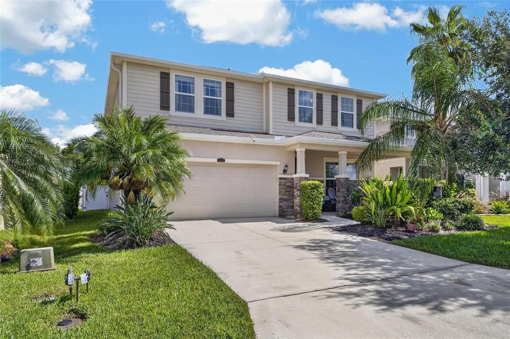 For Sale: $500,000 (4 beds, 3 baths, 3235 Square Feet)