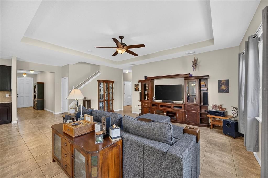 For Sale: $500,000 (4 beds, 3 baths, 3235 Square Feet)