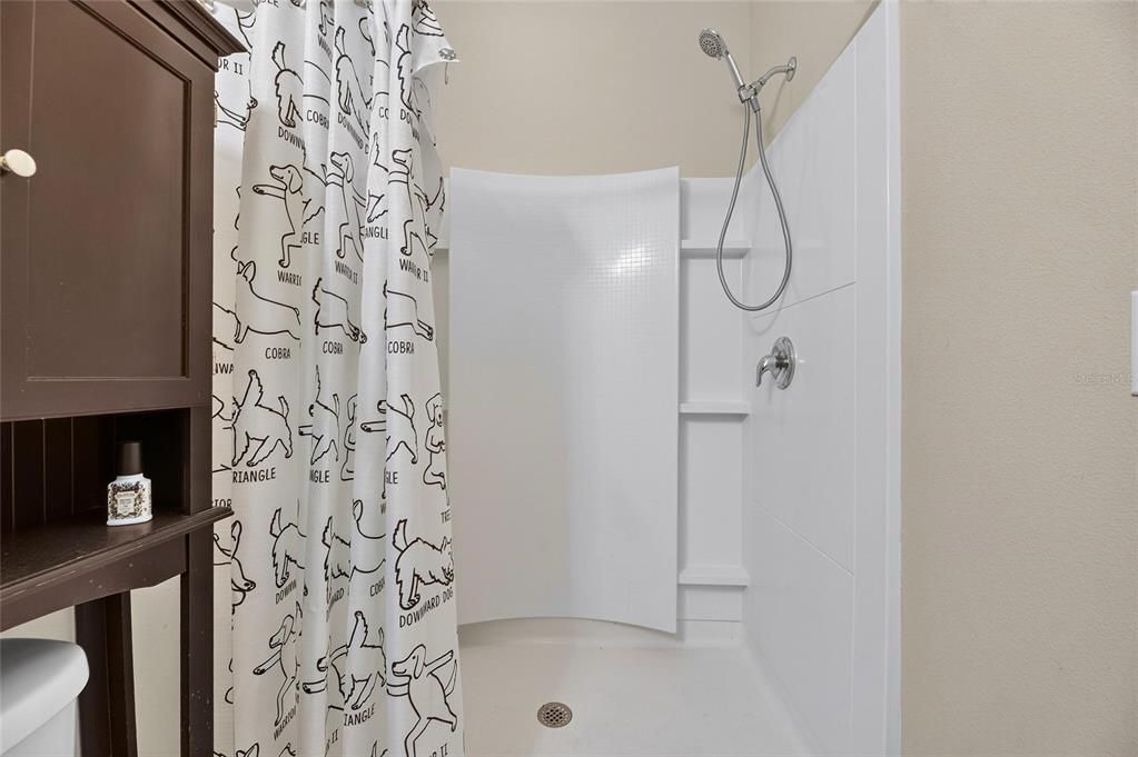 For Sale: $500,000 (4 beds, 3 baths, 3235 Square Feet)