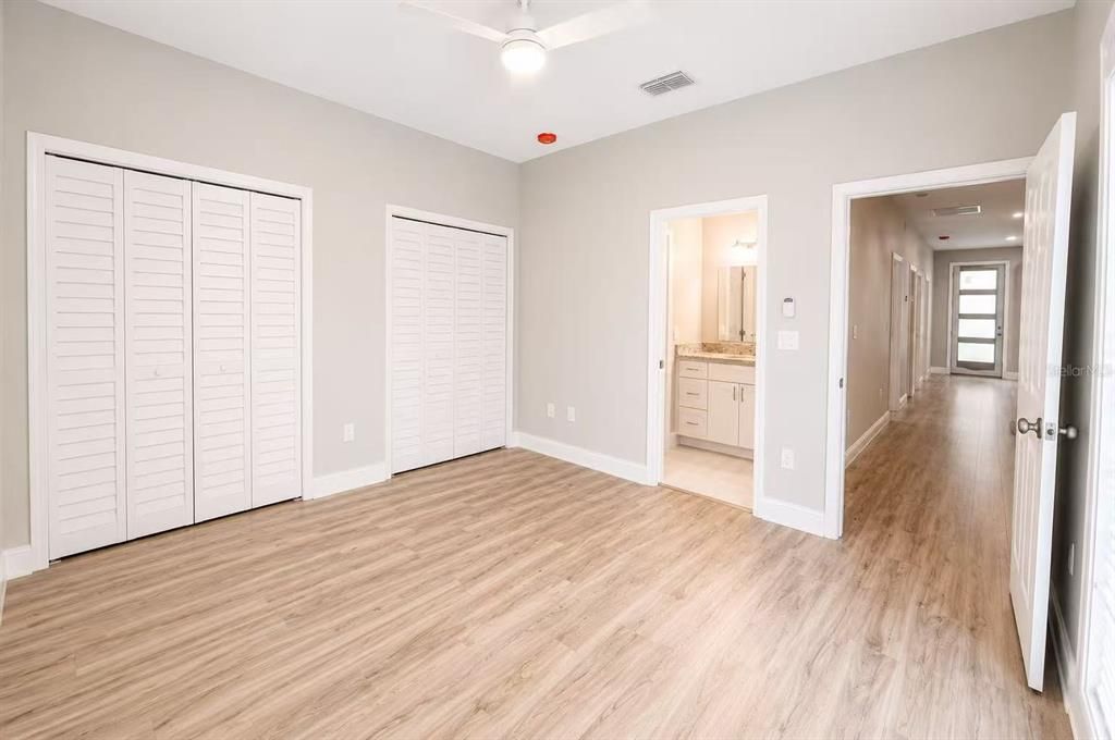 For Rent: $2,295 (3 beds, 2 baths, 1300 Square Feet)